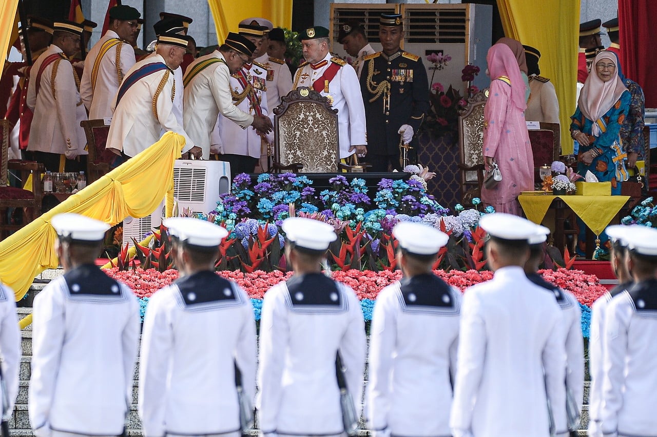 King, Queen grace Trooping of the Colours ceremony
