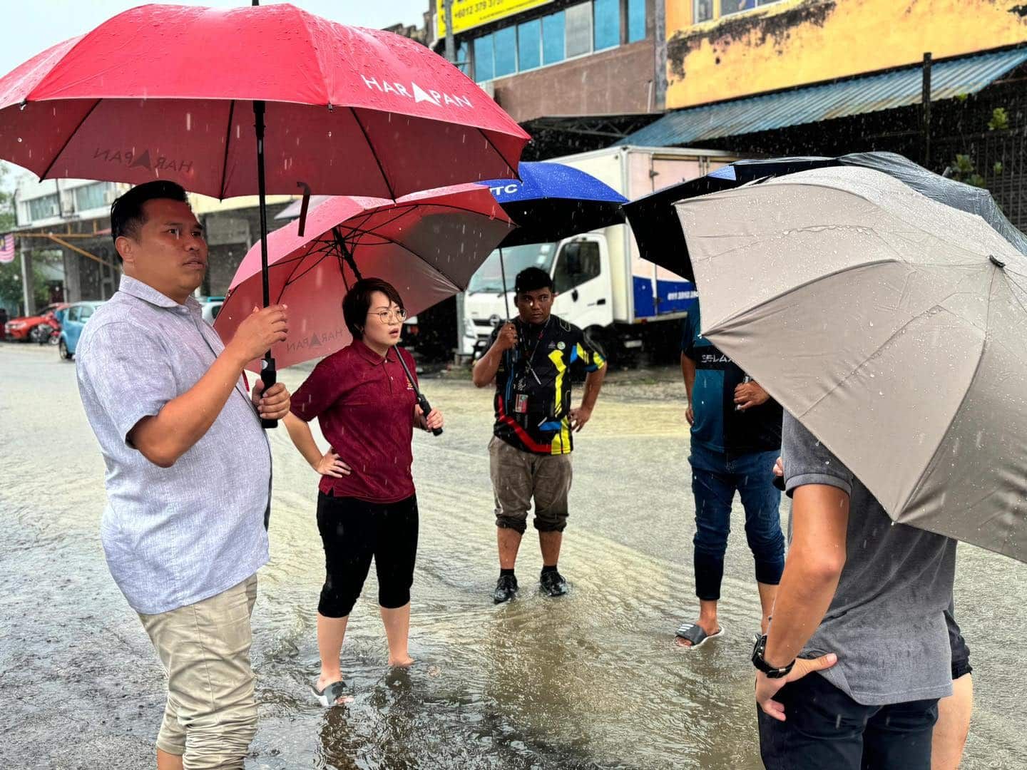 清理及提升沟渠 降低武吉兰樟3区水灾风险