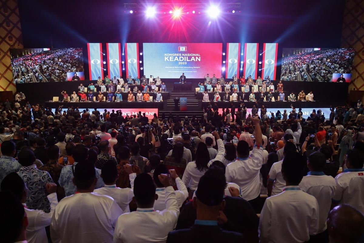 KEADILAN perkukuh struktur parti, tubuh jawatankuasa pengurusan
