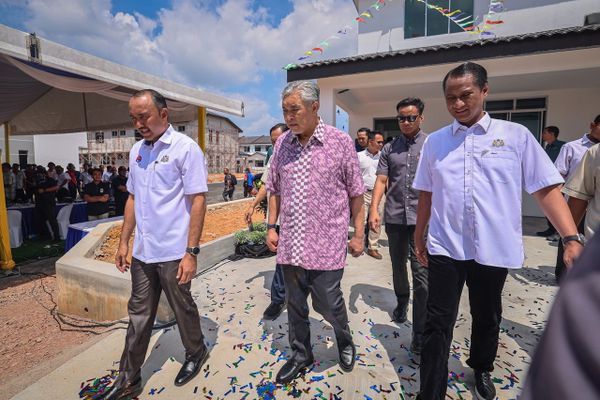 团结政府超出三分二支持 扎希:在野党动摇不了