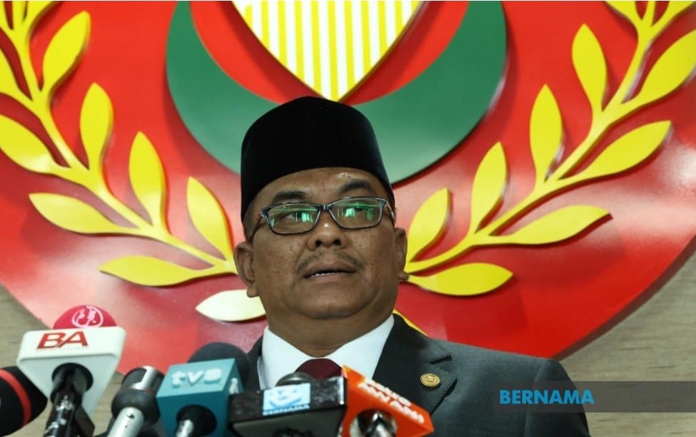 Sanusi menjunjung kasih Sultan Selangor perkenaan permohonan ampun