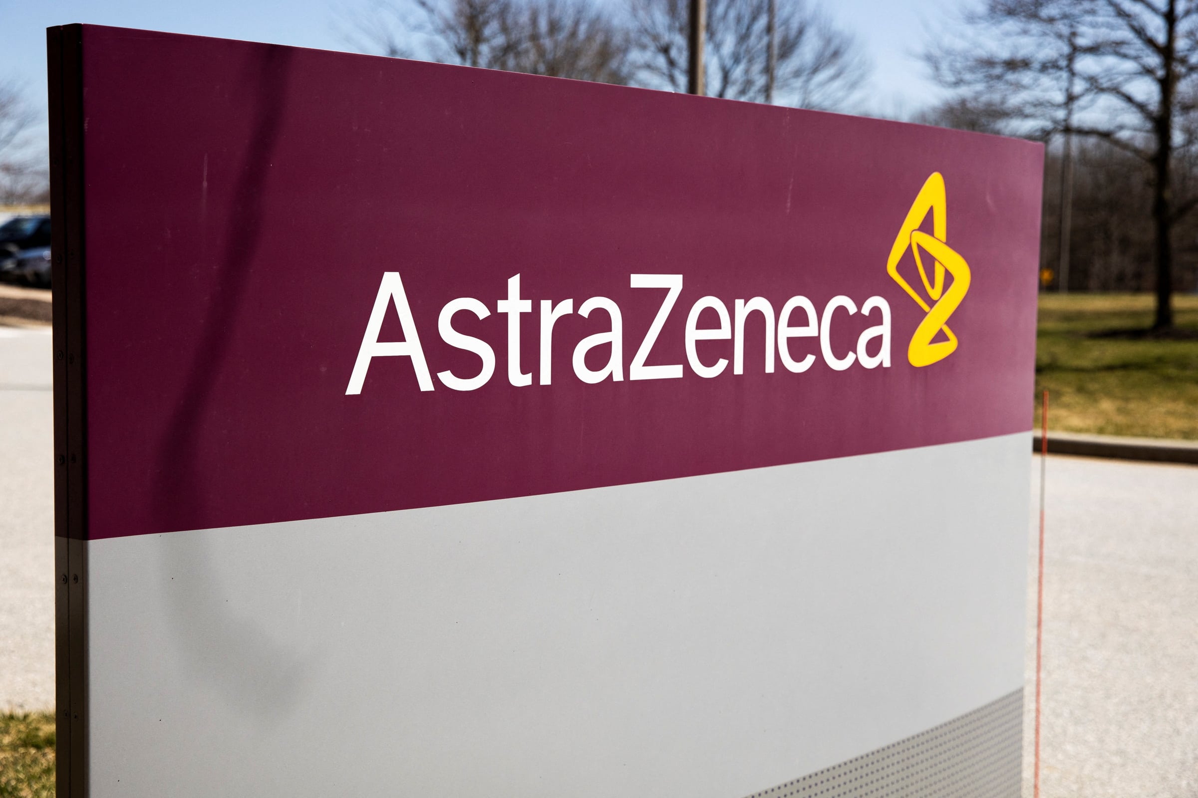 AstraZeneca’s experimental drug disappoints in breast cancer survival trial