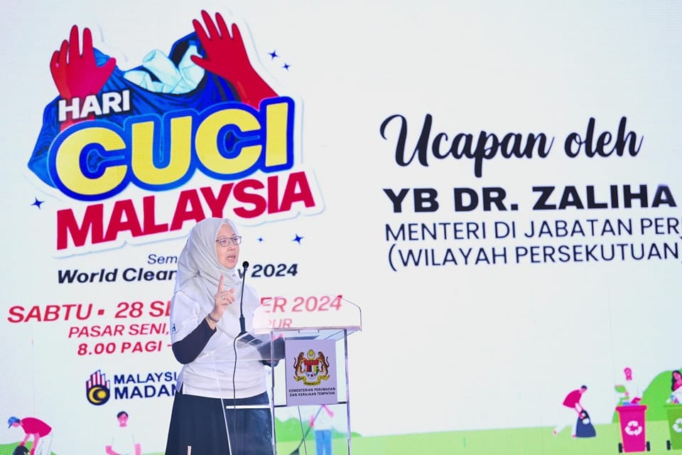 Owners of dirty food premises will not have business licences renewed — Minister