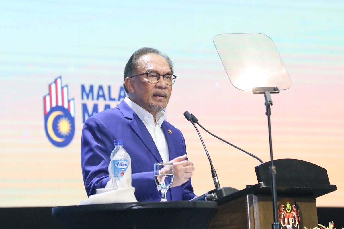 Anwar wants public-private projects to adopt uncompromising governance values
