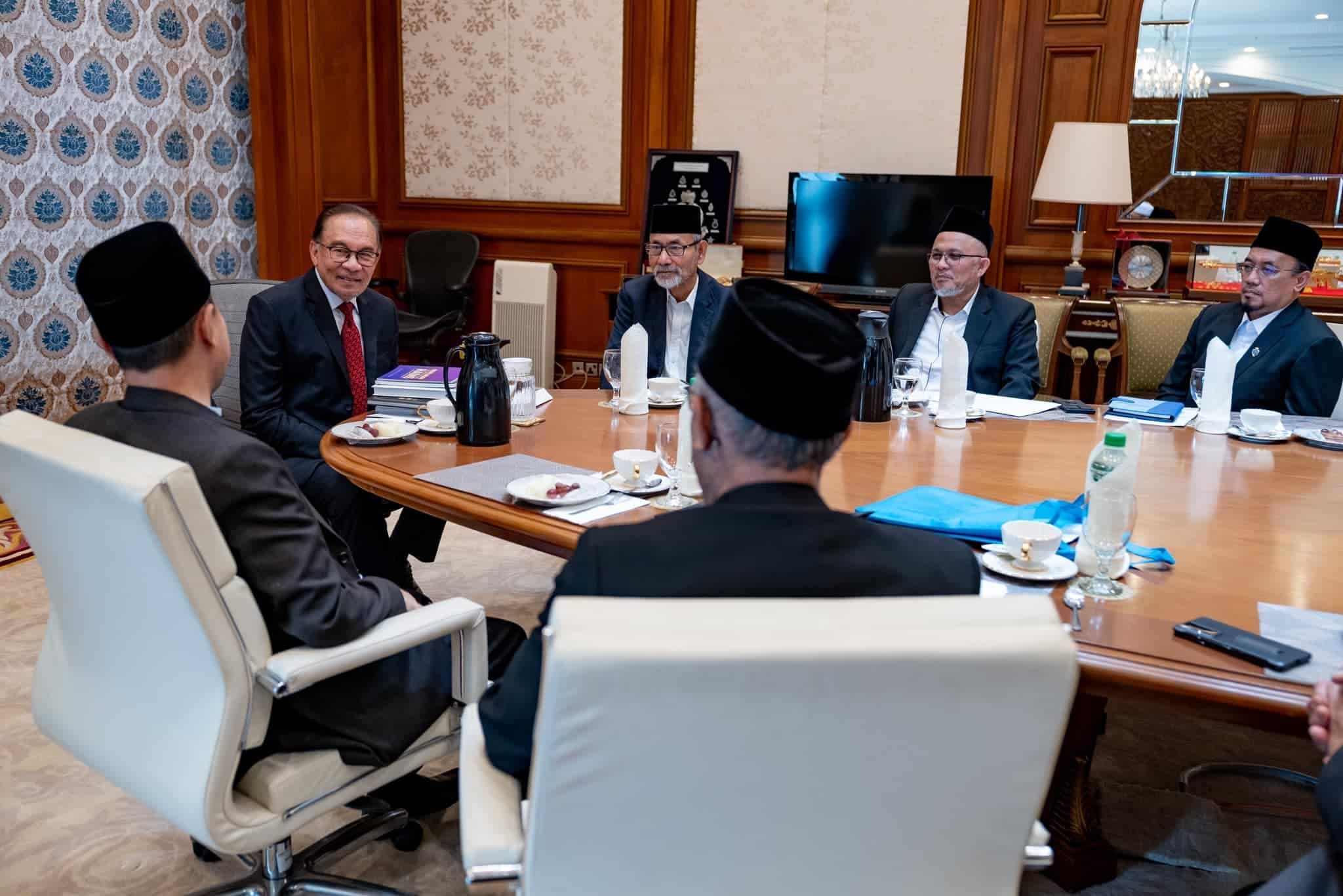 PM: Pendekatan inklusif, berhikmah tangani isu berkaitan Islam