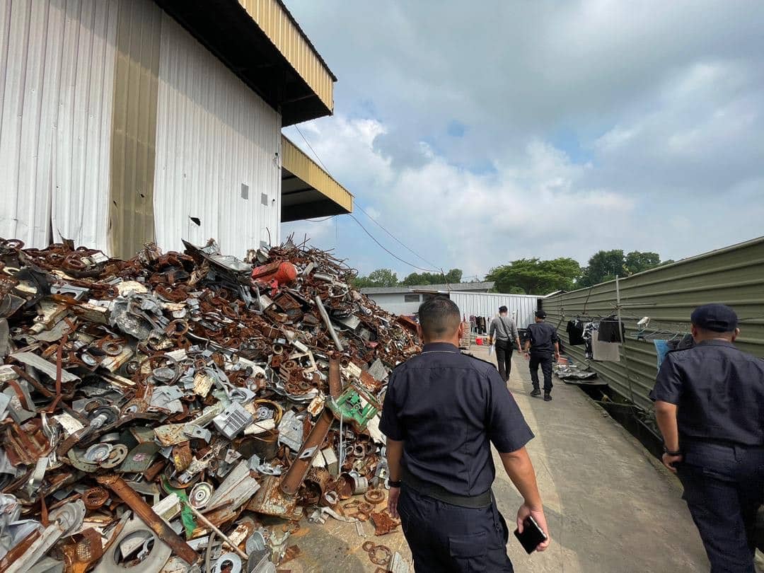MBDK laksana 18 operasi pemeriksaan kilang di Teluk Gong, keluar 27 kompaun