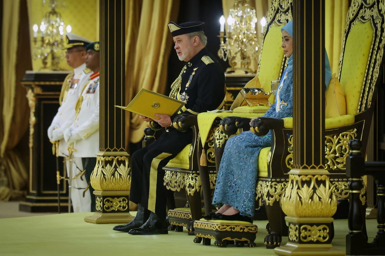 PM congratulates Sultan Ibrahim on His Majesty's official birthday celebration