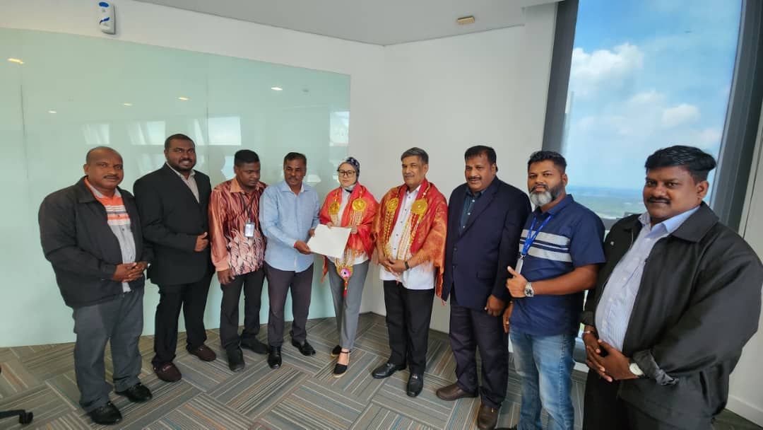 தகவல் தொடர்பு துறை அமைச்சின் அதிகாரிகளுடன் தமிழ்ப் பத்திரிகையாளர் சங்கத்தினர் சந்திப்பு