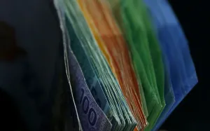 Ringgit rises as US inflation boosts rate cut expectations