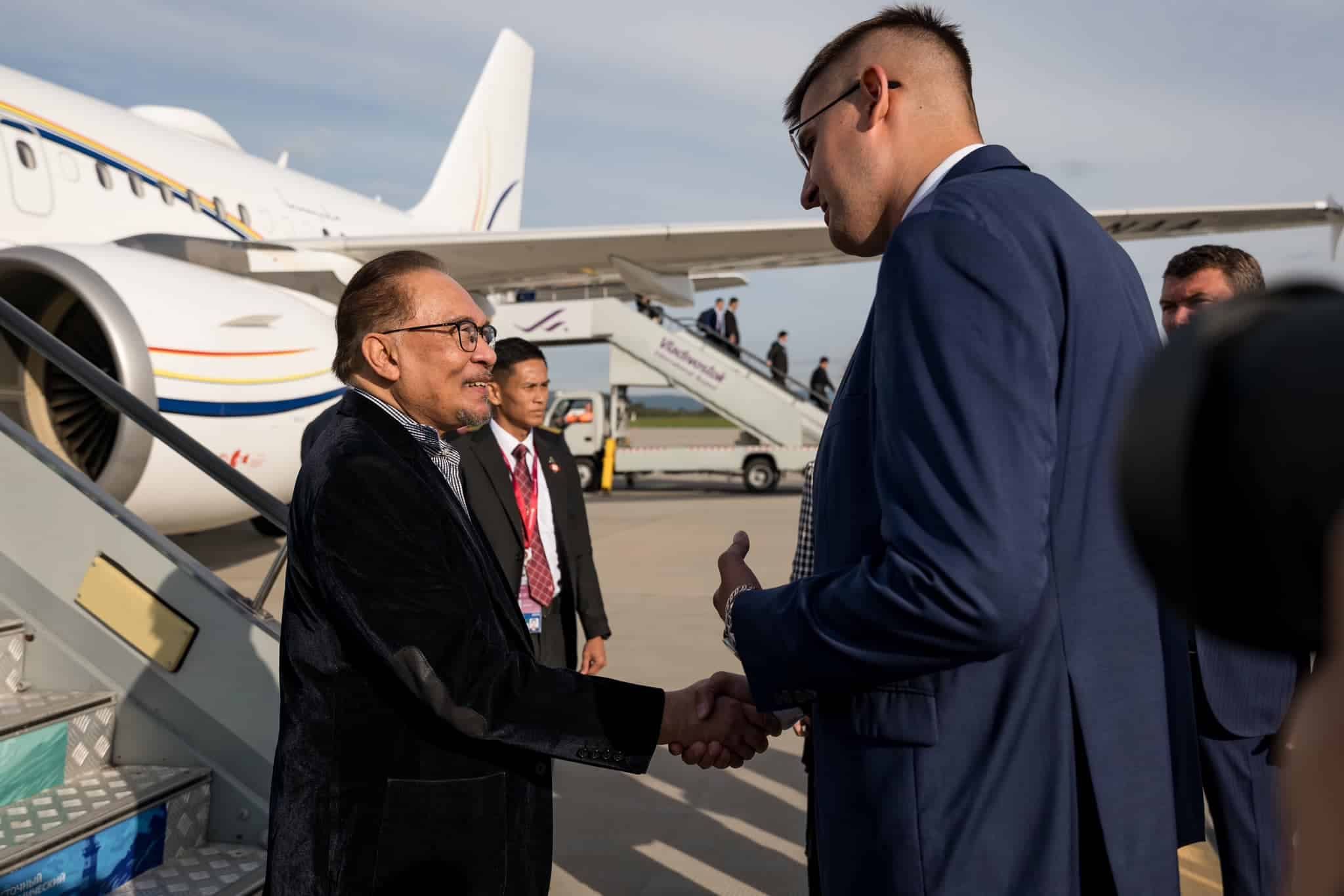 PM tiba di Vladivostok untuk lawatan kerja dua hari