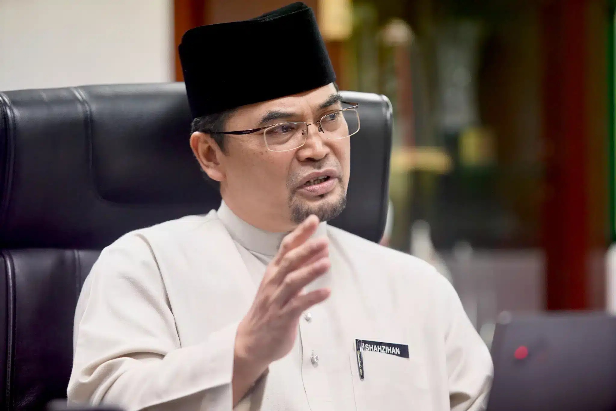 Jais warns stern action against unauthorised zakat collectors