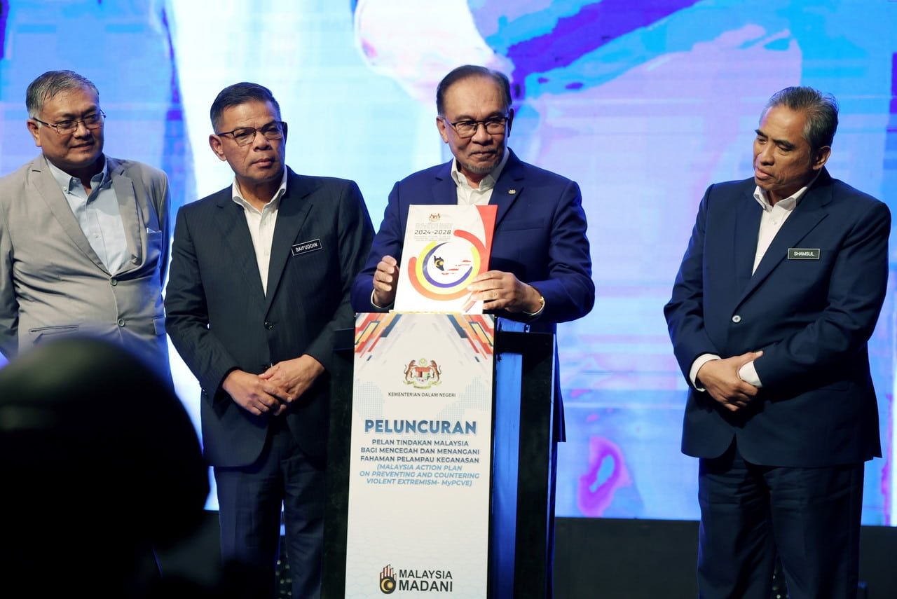 勿让大马成极端份子竞技场  安华交军警研究改善国安法