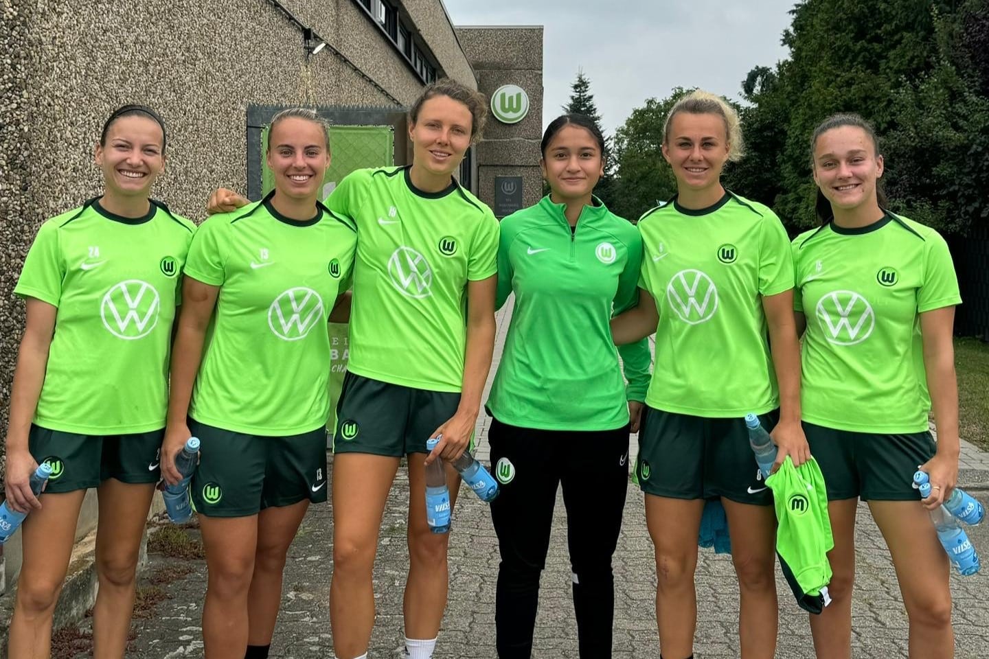Wolfsburg minat sambar Qaseh Rania, bantu selesaikan urusan permit