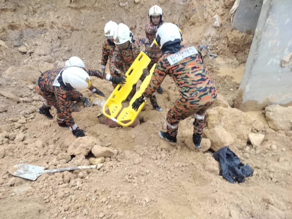 莎阿南Elmina Ridge工地今早土崩  2工人惨遭活埋丧命