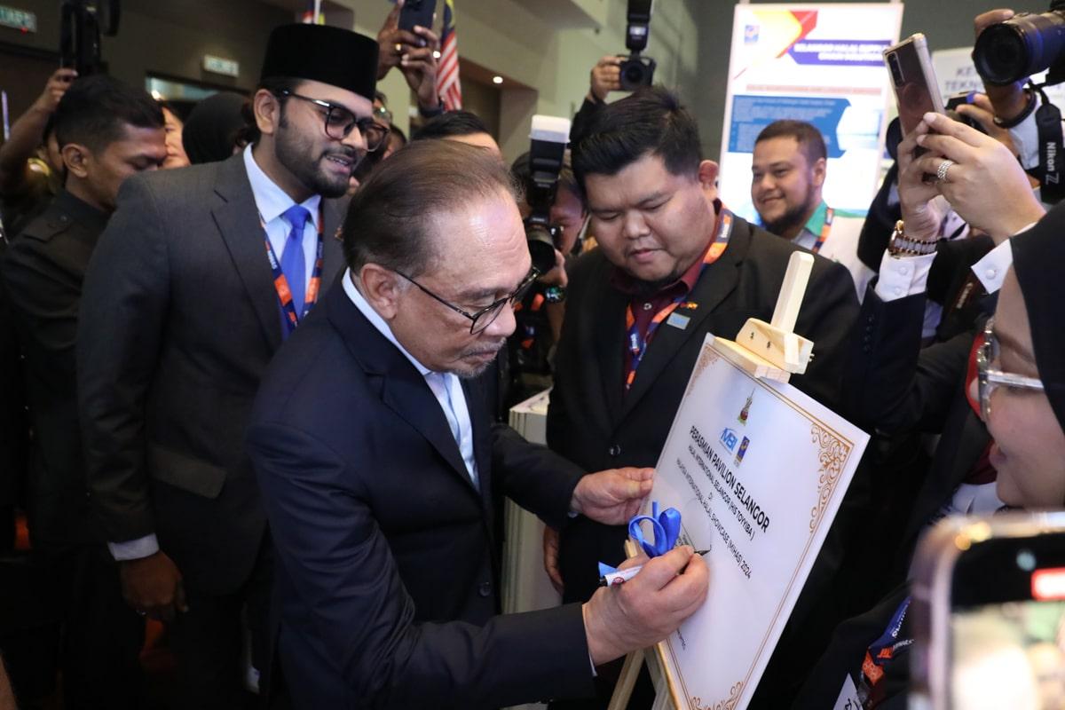 13MP details target of RM80 bln in halal export value