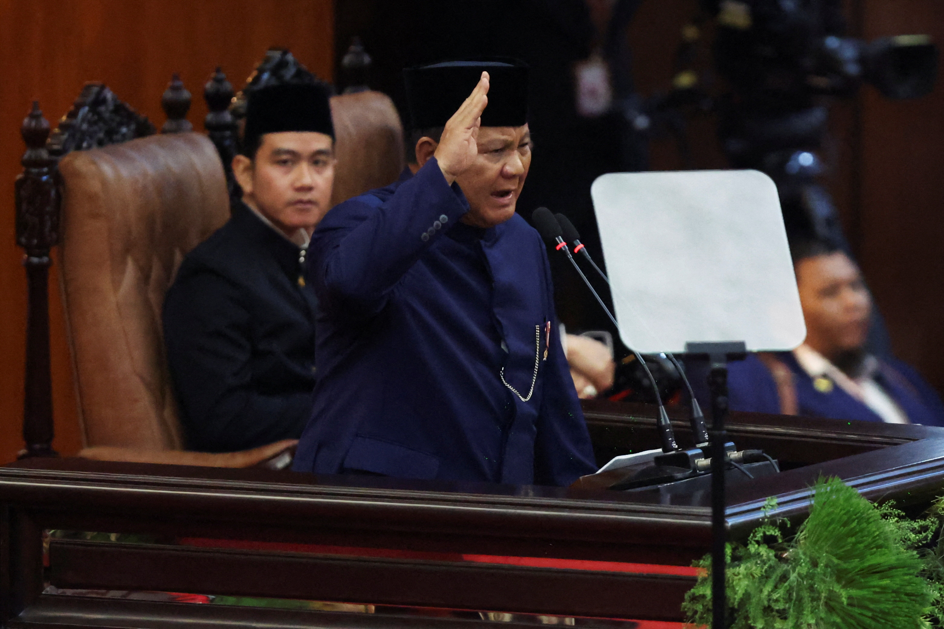 King, Queen congratulate Prabowo on inauguration as Indonesia's new president