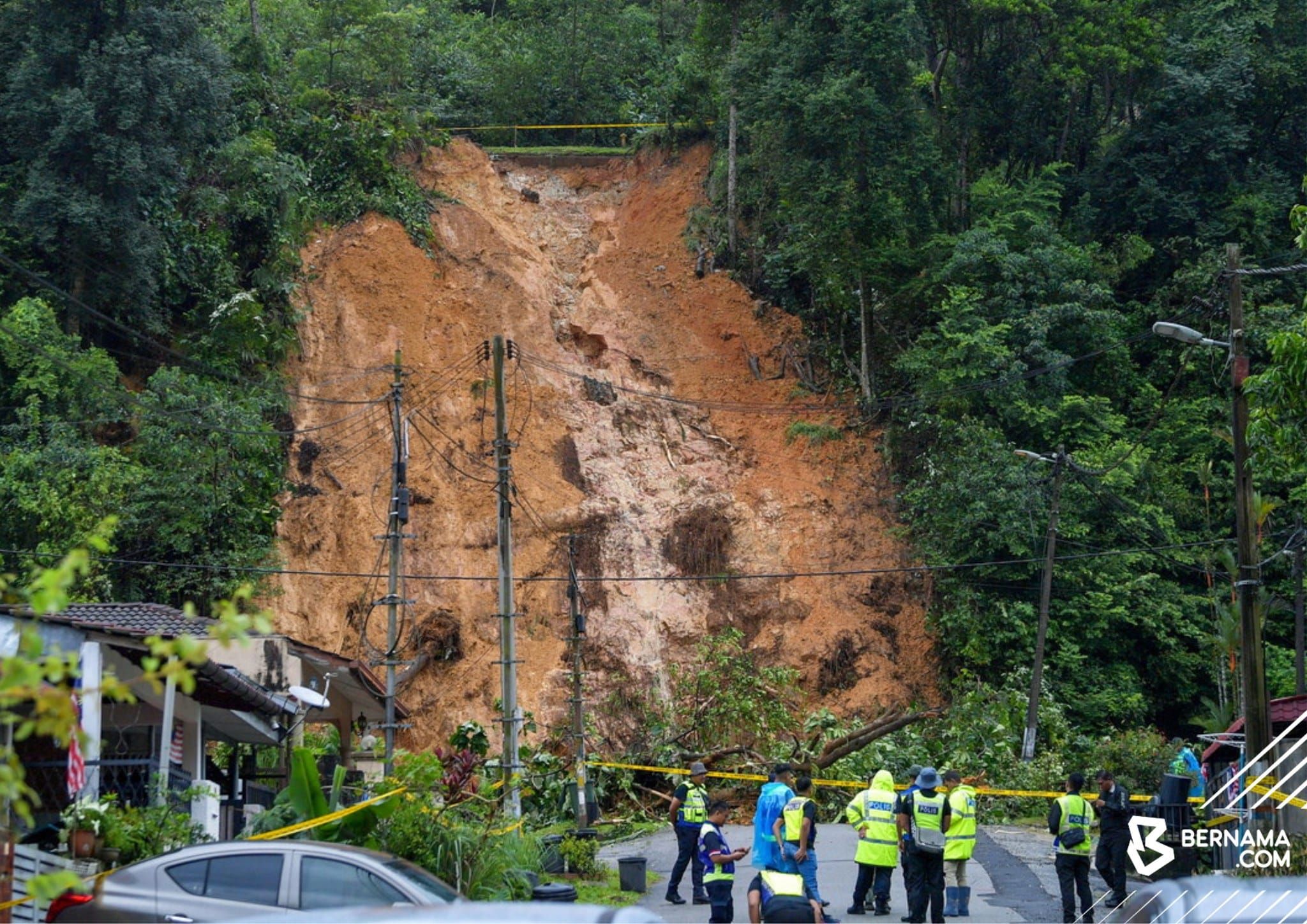 安邦美拉花蒂花园土崩  20户今6pm起获准返家