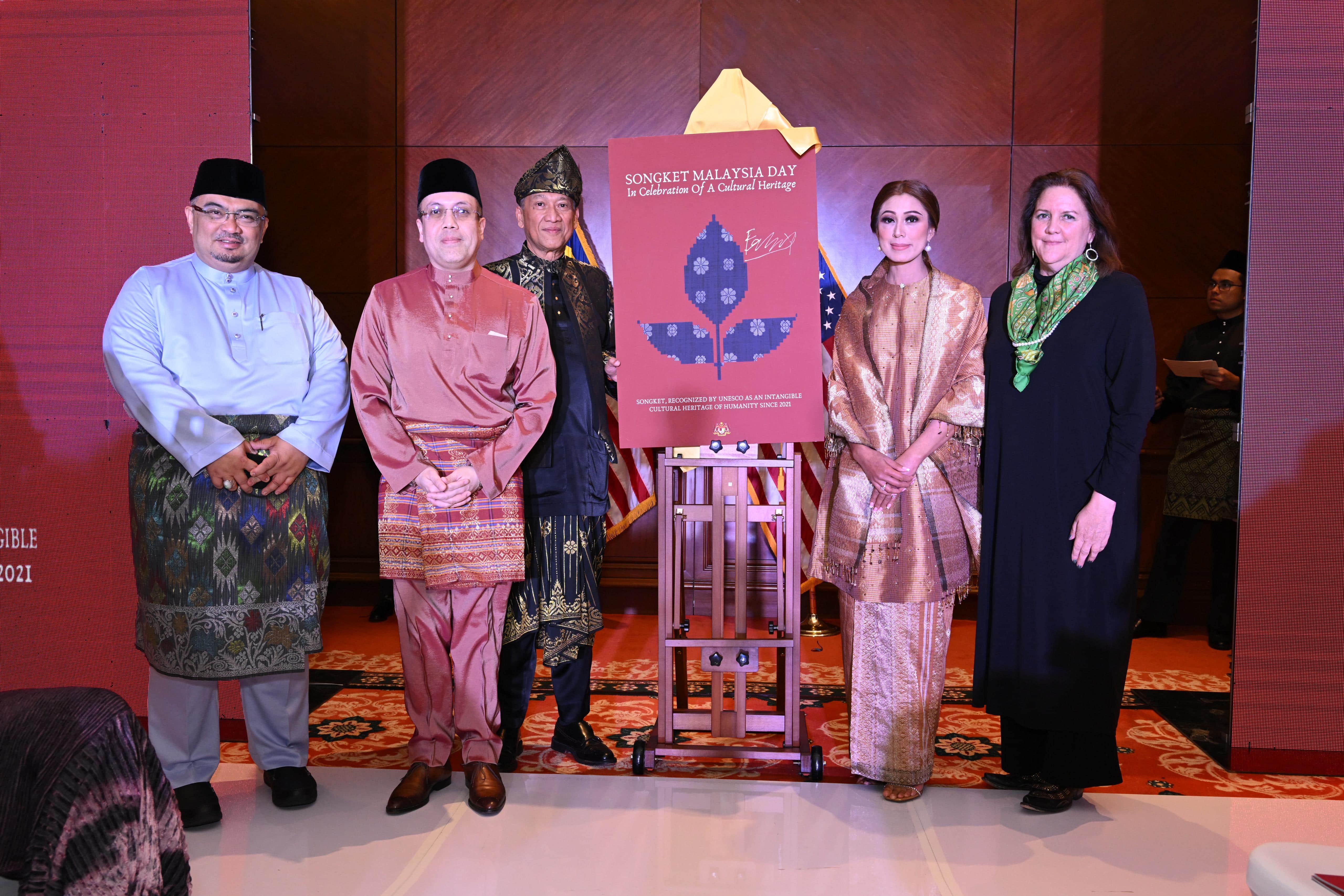 Kedutaan Malaysia pamer seni songket di Washington DC