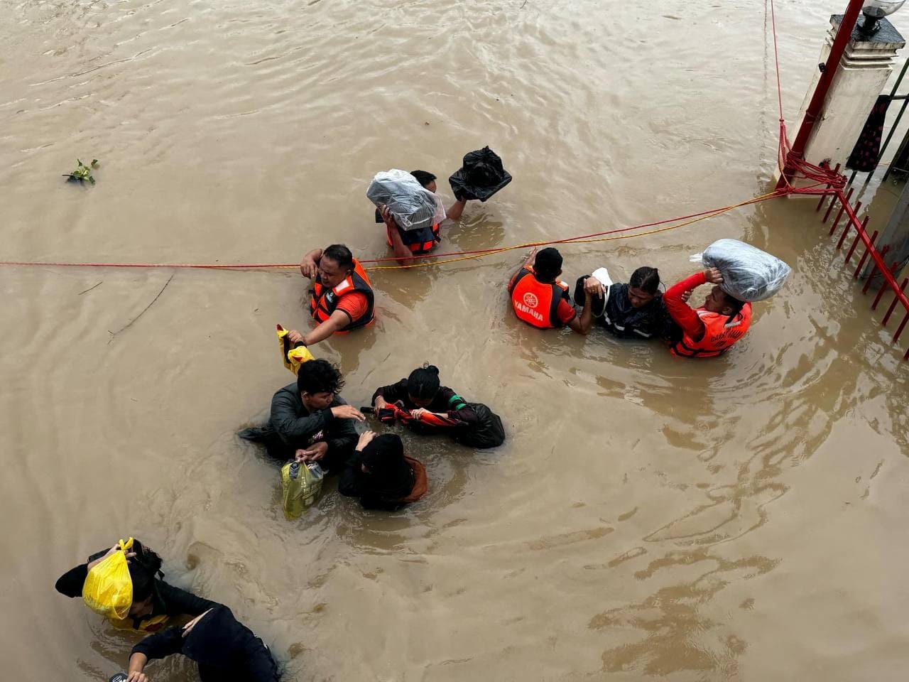 Four Asean nations send aid to Philippines for Tropical Storm Trami damage