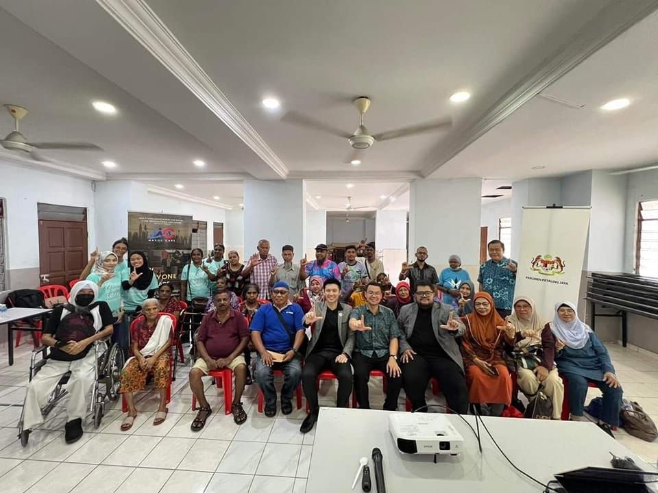 办活动助提早准备迎老龄化社会  李健聪：携手打造宜居社区