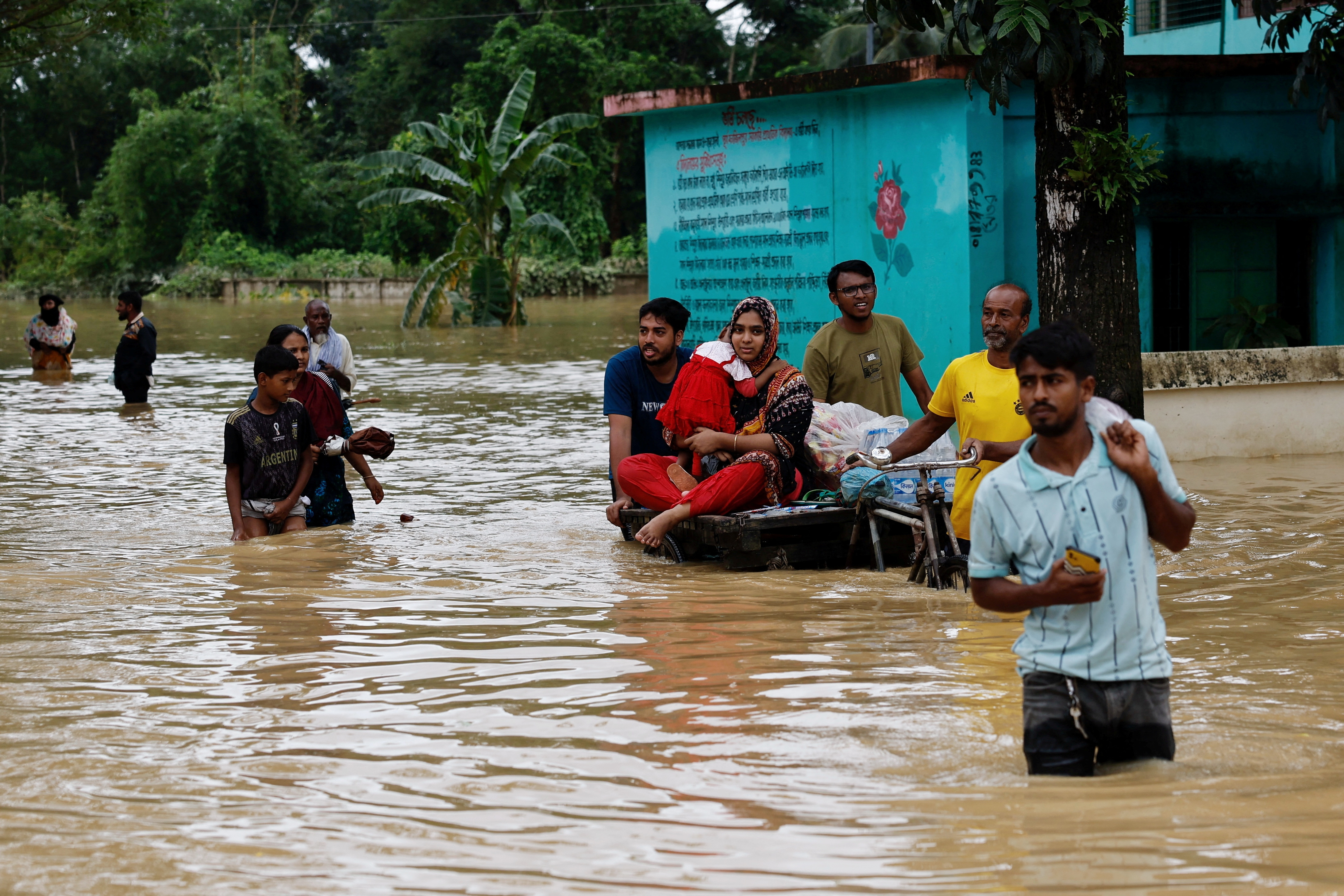 Floods in Bangladesh leave five dead, thousands stranded