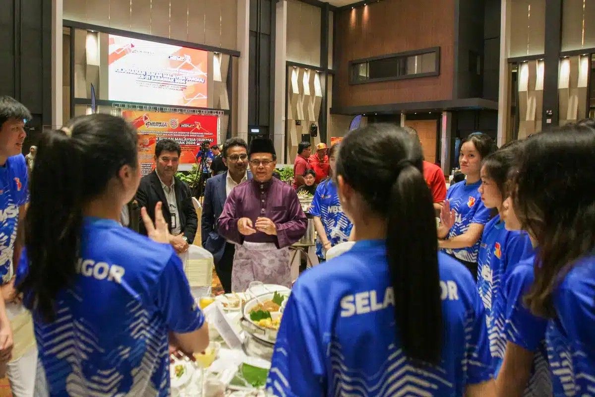 திடீர் வெள்ளப் பிரச்சனையைச் சமாளிக்க நீர் ஓடைகள் சுத்தம் செய்யும் பணியை எம்பிஎஸ்ஏ மேற்கொண்டது