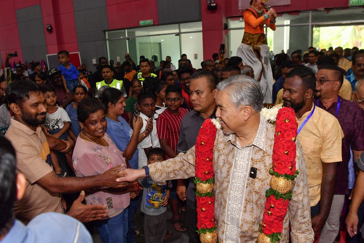 中国北方汽车赠6电动车 扎希：将分配予技职机构