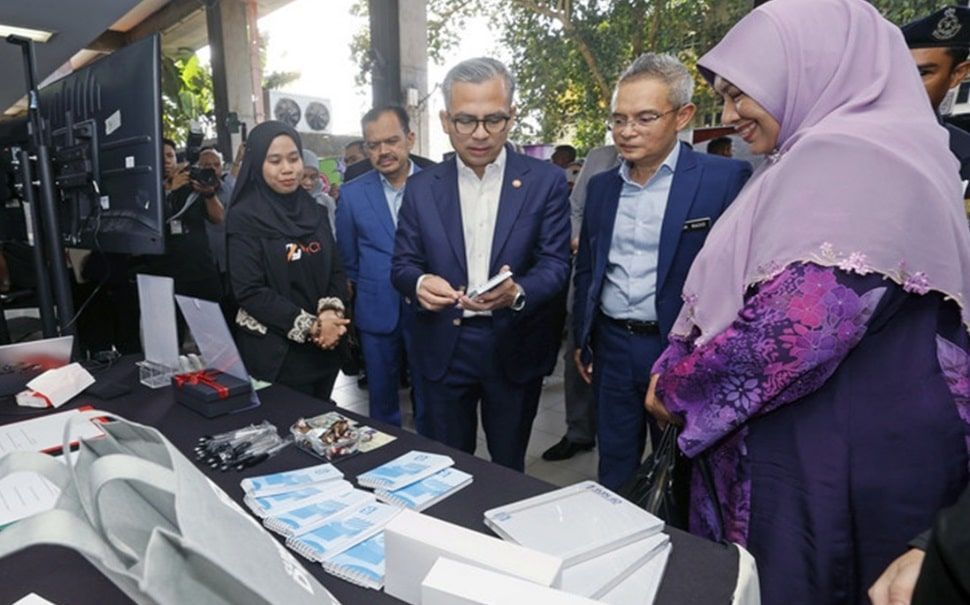 市场应对数码安全选择多  法米：政府无意开发专门应用