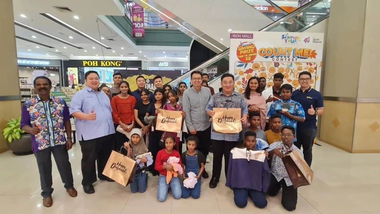 ஆதரவற்ற சிறார்களுக்கு தீபாவளி புத்தாடைகள்- பலாக்கோங் உறுப்பினர் ஓங் சுன் வெய் வழங்கினார்