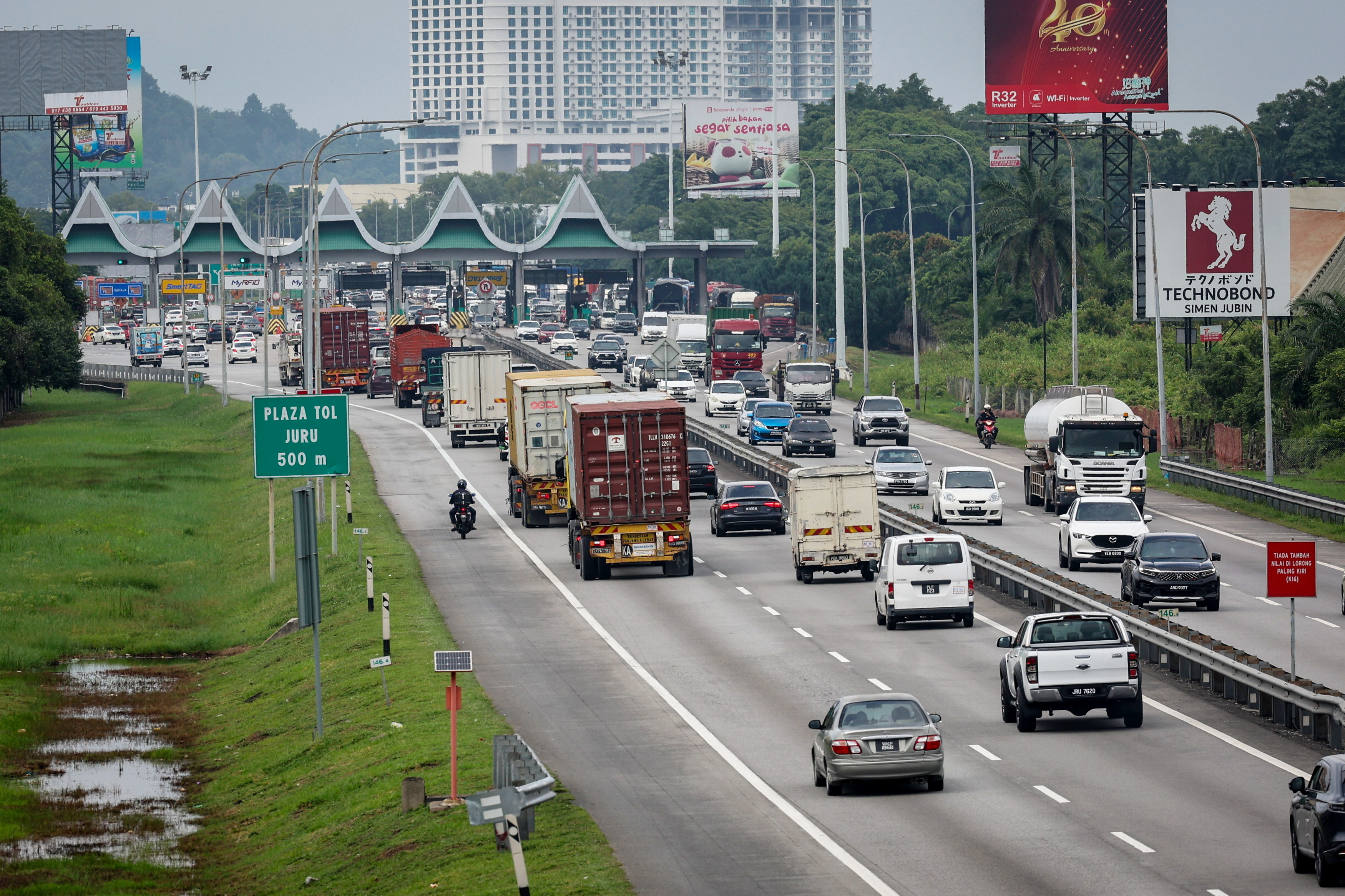 CNY: Smooth traffic flow on major highways