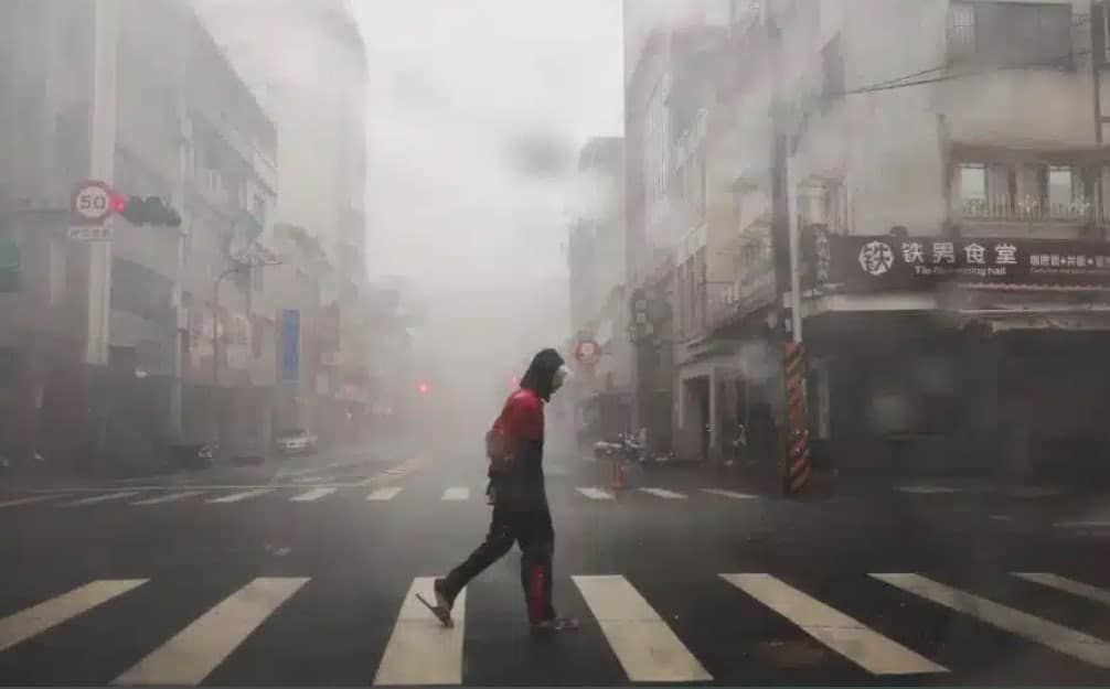 台风“山陀儿”登陆台湾南部  桃园机场取消211航班