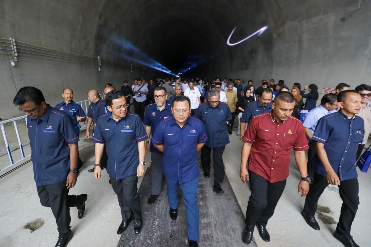 雪铁路计划拟接轨东铁  大臣：提升公交网络