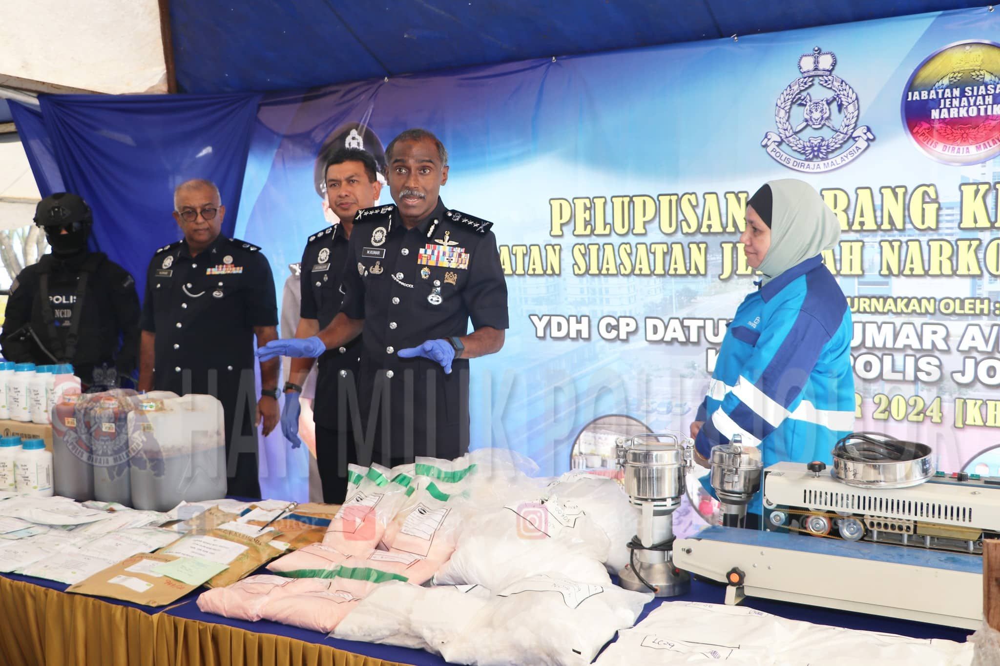 柔警今销售近1000公斤各类毒品值6888万