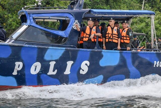 கட்டுப்படுத்தப்பட்ட பொருள்கள் சம்பந்தப்பட்ட 1,336 கடத்தல் சம்பவங்களை கடல் போலீசார் முறியடித்தனர்