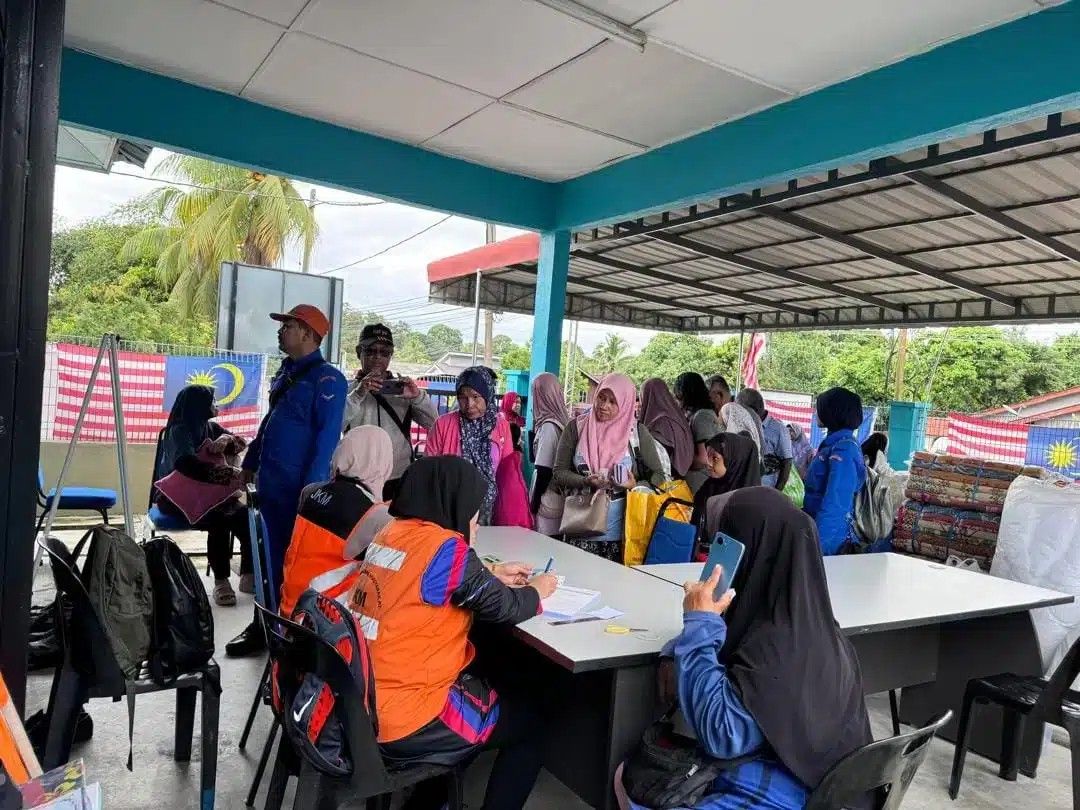 豪雨成灾！乌雪118灾民撤至两疏散中心