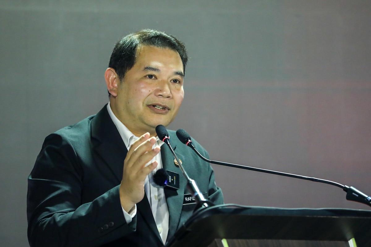 Rely less on MNCs to drive tech industry — Rafizi