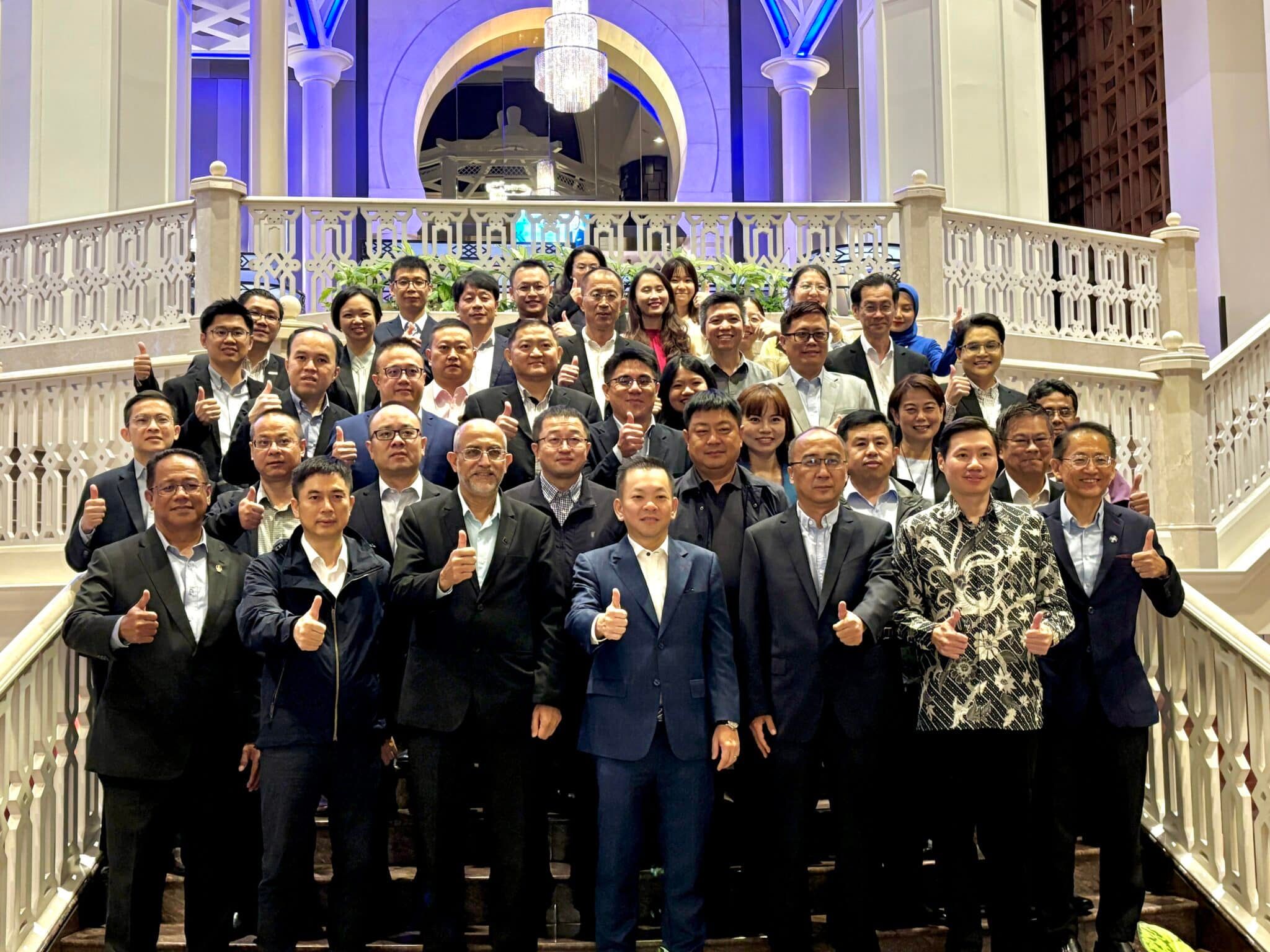 大马油脂化工潜力大  陈泓缣：产值达200亿令吉