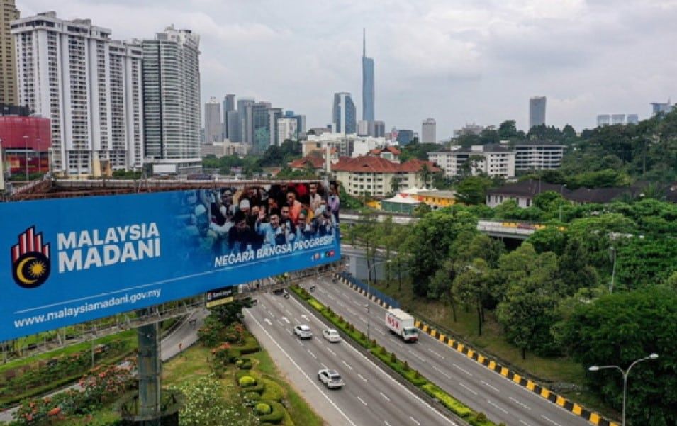 法迪拉：明确政策和执行  政府改革成果显现超预期