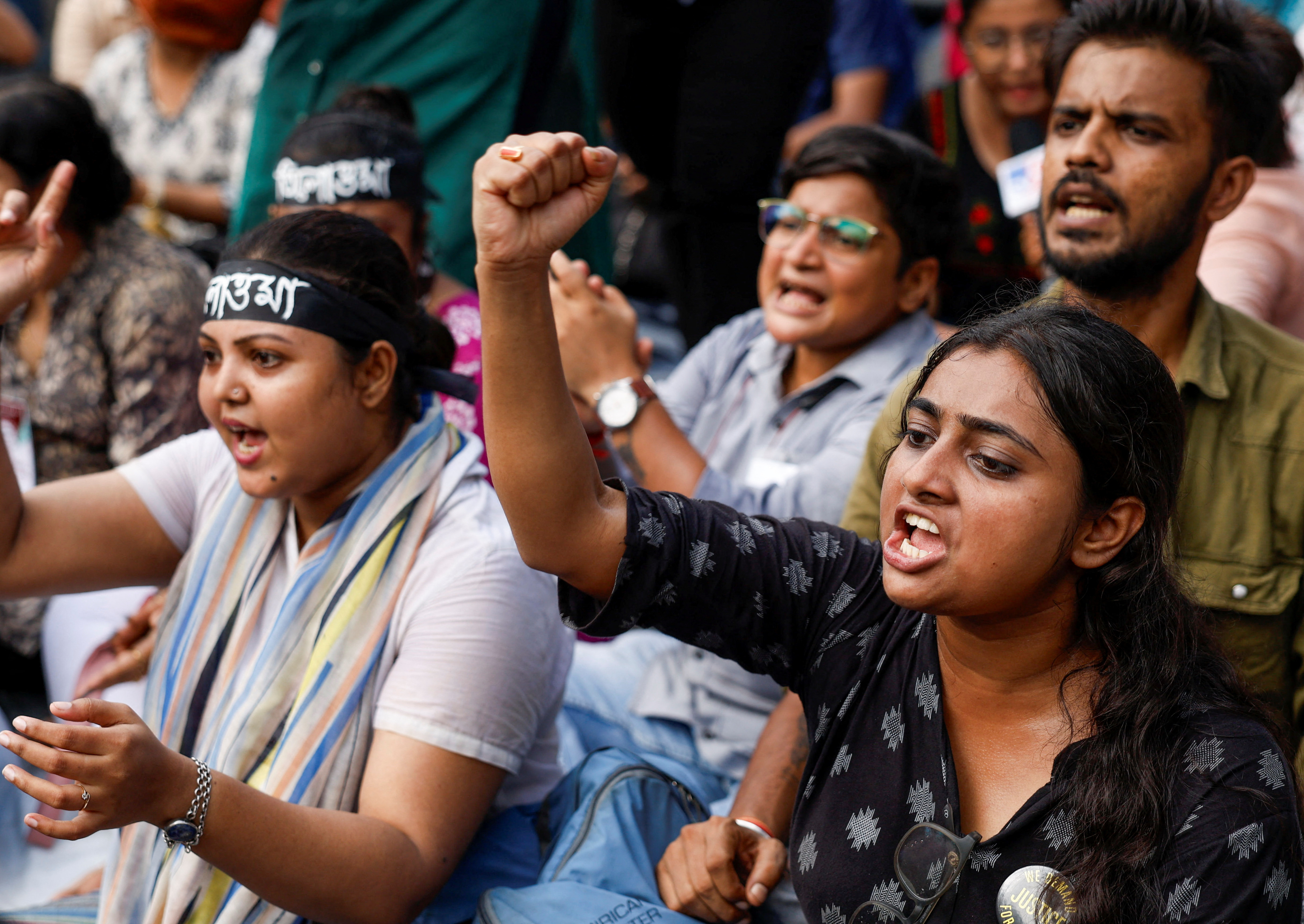 Indian doctors call off protest hunger strike over medic's murder