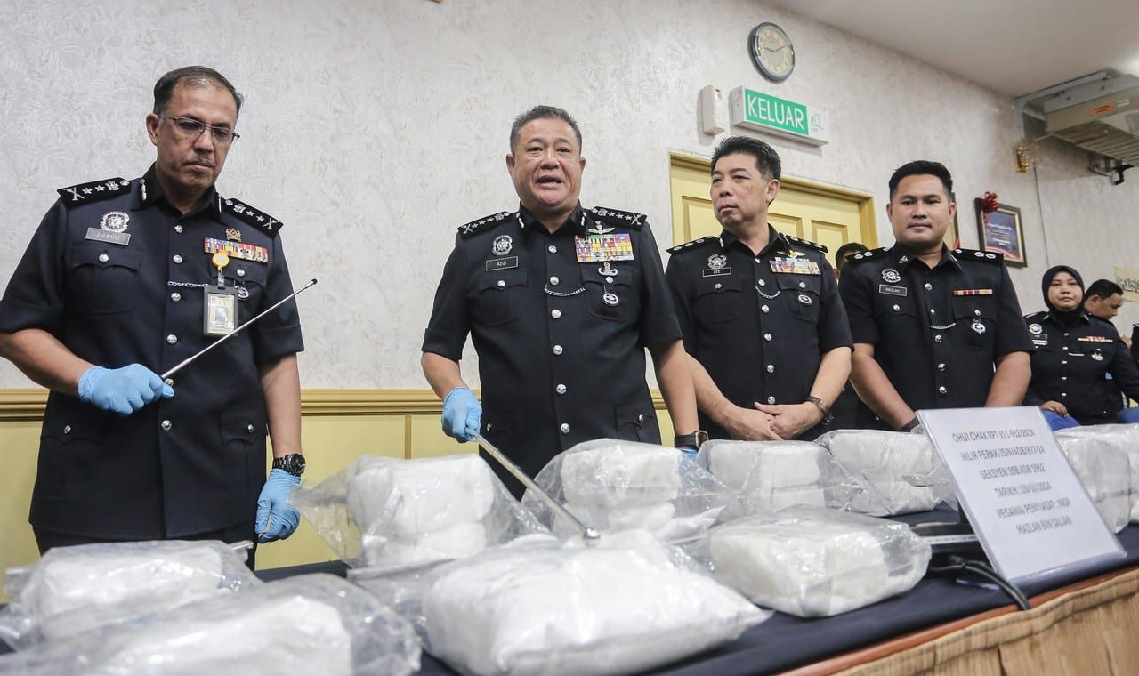 贩毒集团活跃一个月被瓦解   警捕5男子起获逾20公斤毒品