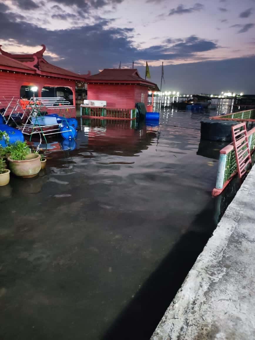 巴生沿海区水位已退下情况受控 海南村提前准备好应对大涨潮