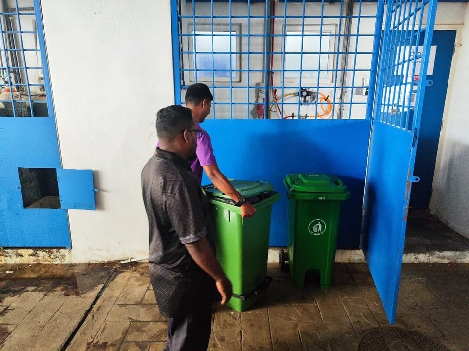 成功收集98.5公斤厨余垃圾  安邦市会送厌氧发酵中心分解