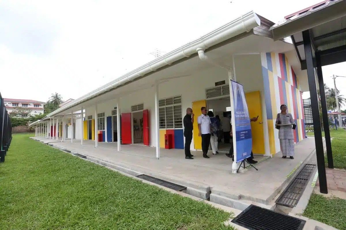 2025 பட்ஜெட்டில் 44 பள்ளிகள், ஆட்டிசம் மையங்கள் கட்டப்படுவதை  சட்டமன்ற உறுப்பினர் வரவேற்கிறார்