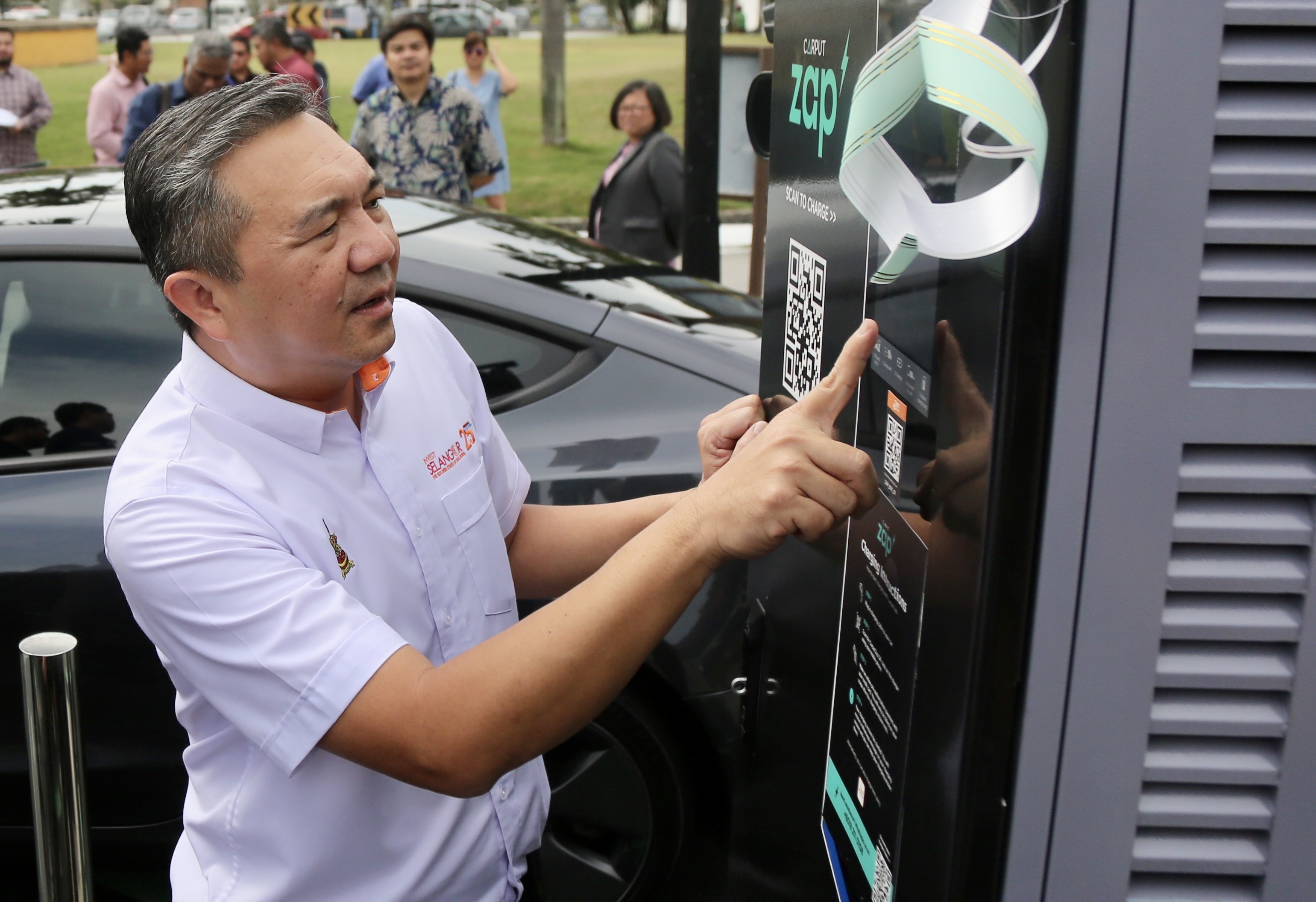 Over 900 EV charging stations in Selangor help reduce pollution