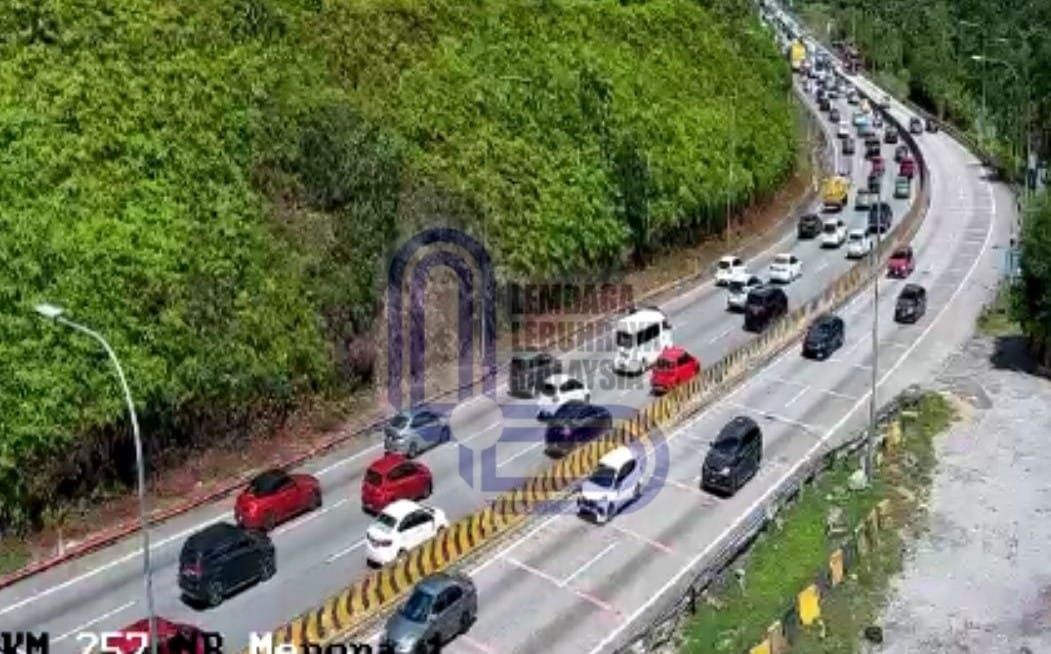 各大道截至下午5pm交通缓慢