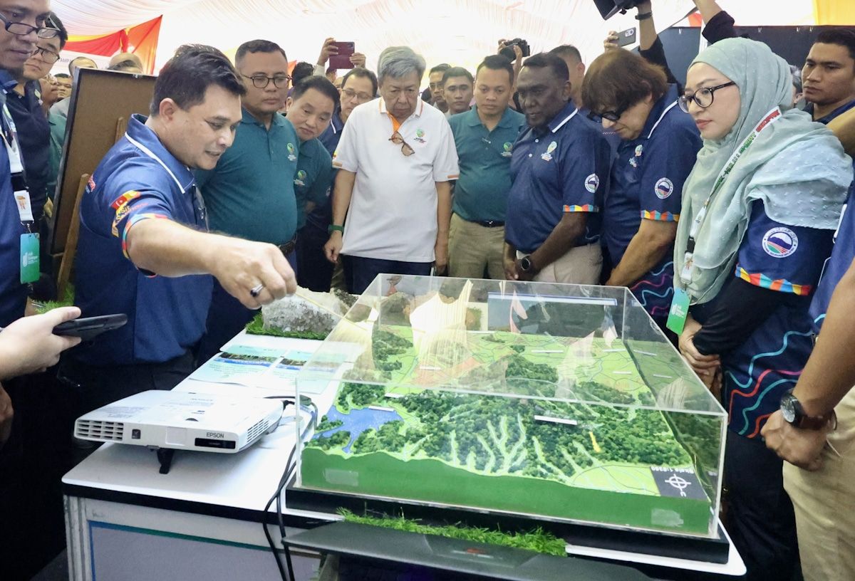 鹅唛乌冷首座雪州地质公园   阿米鲁丁：有助刺激旅游