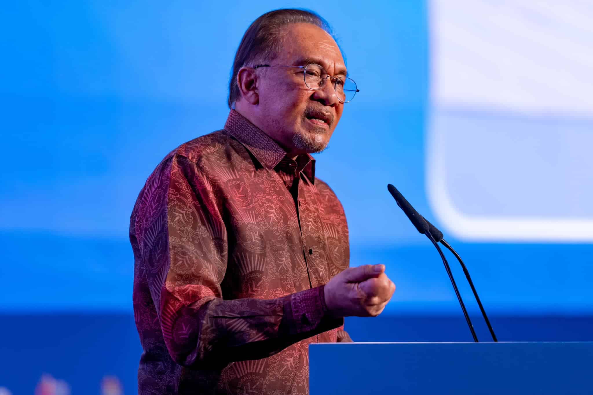 Anwar says govt will continue strengthening financial position while supporting economic growth