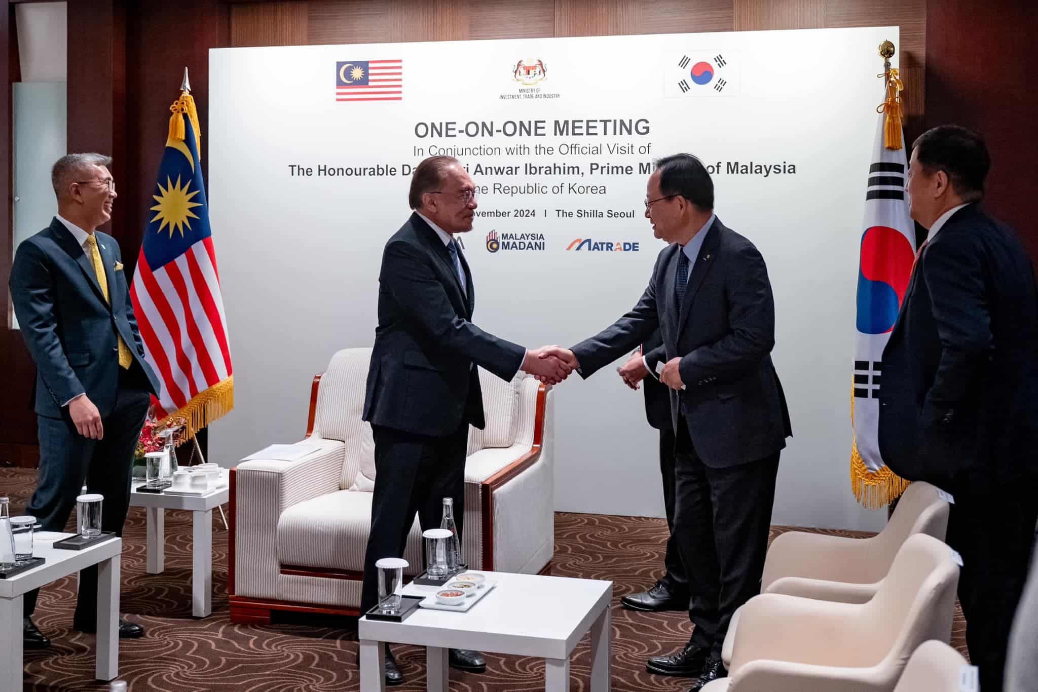 安华：大马成全球企业枢纽 深化与韩日中东亚伙伴合作