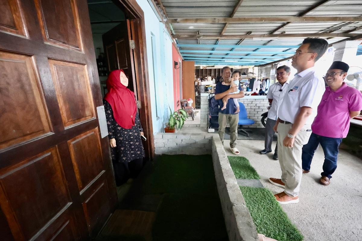 MBI hulur bantuan tunai, ringan beban mangsa banjir Paya Jaras