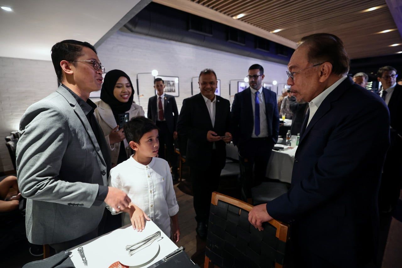 Anwar seru rakyat dukung usaha baik, kerajaan bersungguh bawa perubahan besar